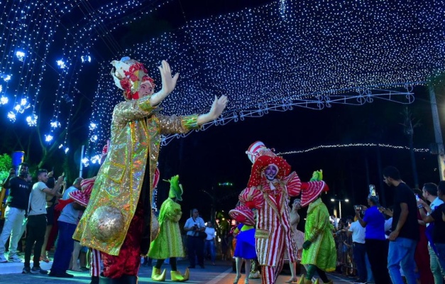 Decoração de Natal fica em Goiânia até 6 de janeiro