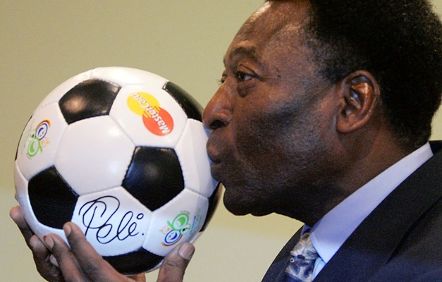Decreto presidencial declara luto oficial de 3 dias pelo falecimento de Pelé