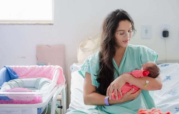 Déficit de médicos especialistas é desafio na rede materno-infantil em Goiás