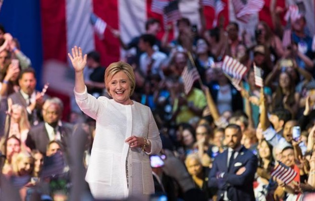 Democratas confirmam candidatura de Hillary Clinton a presidente dos EUA
