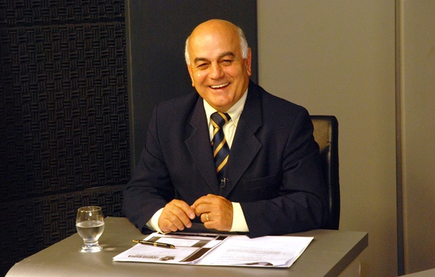 Deputado Helio de Sousa deixa DEM e se filia ao PSDB