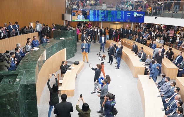 Deputados estaduais se articulam para janela partidária de 2026