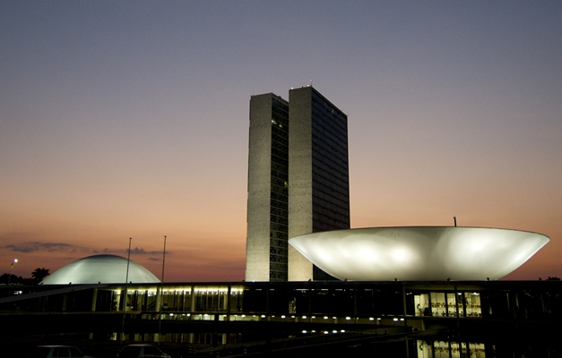 Deputados já disputam apartamentos reformados em Brasília
