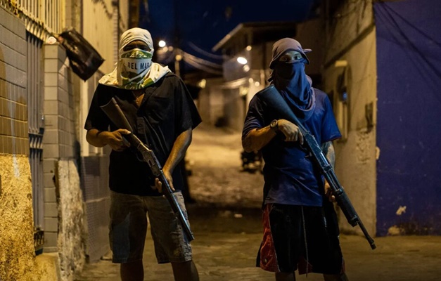 Derrite muda projeto antifacção do governo e equipara organizações criminosas a terrorismo