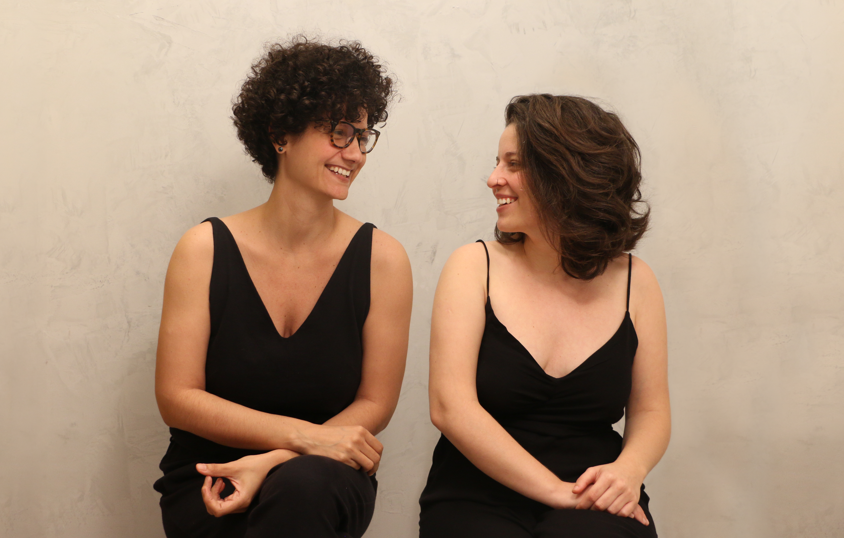 Designer goiana leva exposição sobre modernismo brasileiro para Madri