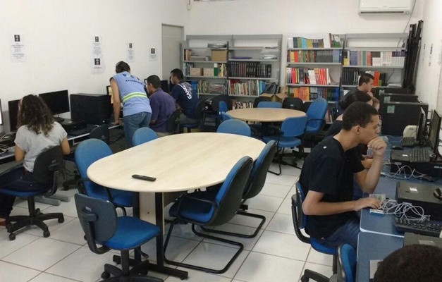 Detran-GO implanta prova teórica eletrônica em Senador Canedo