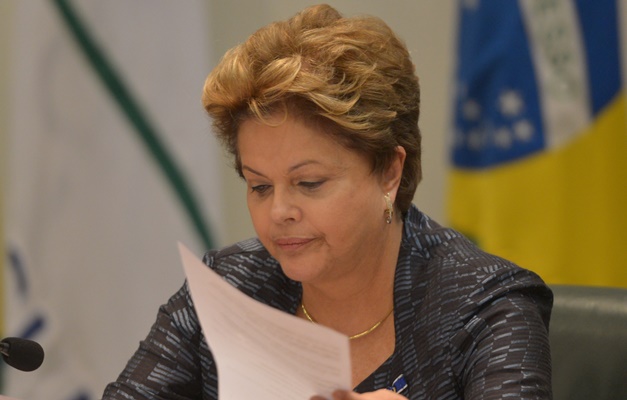 Dilma se reúne com presidente do Equador para discutir integração regional