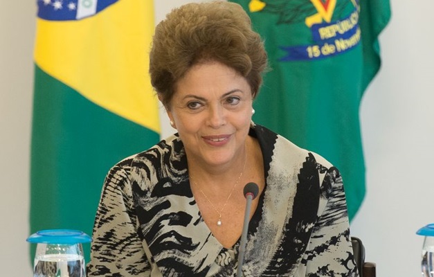 Dilma triplica verba para partidos