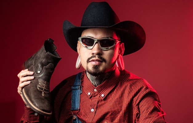 DJ Jiraya Uai faz show gratuito em Goiânia