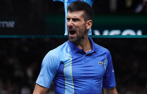 Djokovic desbanca Rublev e buscará 7º título no Masters 1000 de Paris