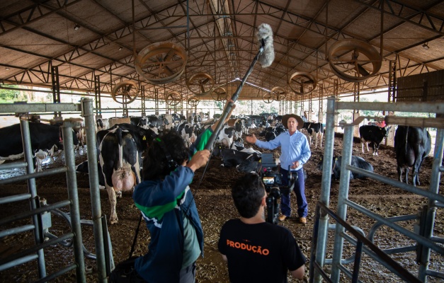 Documentário valoriza produção de leite em Orizona