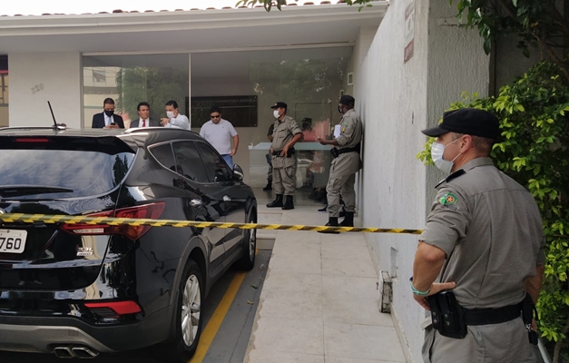 Dois advogados são mortos a tiros dentro de escritório em Goiânia -  @aredacao