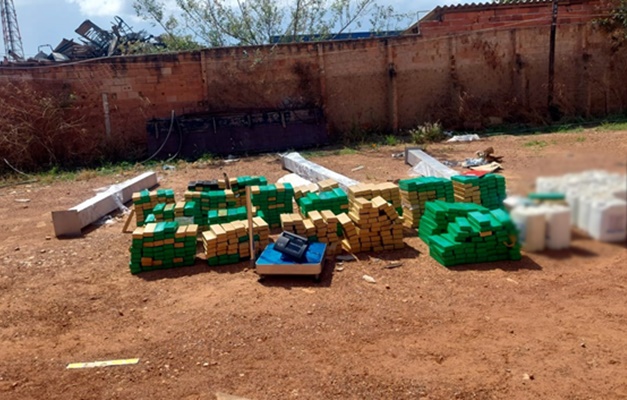 Dois homens são presos com 600 quilos de maconha em Senador Canedo