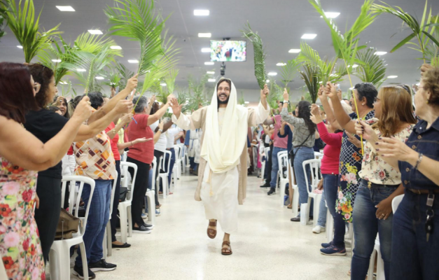 Domingo de Ramos abre programação da Semana Santa em Goiânia