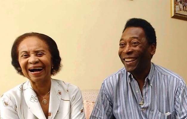 Dona Celeste, mãe de Pelé, morre em Santos aos 101 anos de idade
