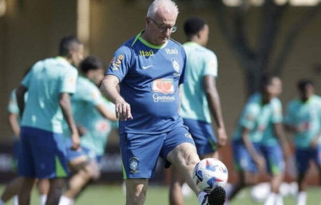 Dorival abre treino e não indica mudanças na seleção brasileira para jogo com a Colômbia