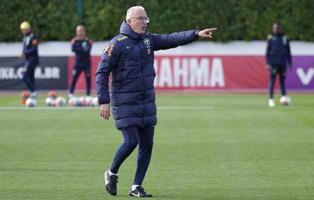Dorival Júnior completa lista de convocados da Copa América