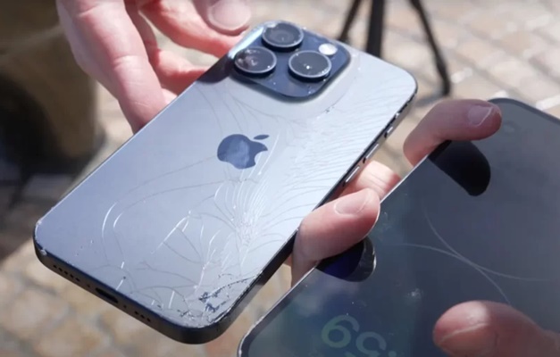 Drop Test do iPhone 15 Pro mostra que estrutura é menos resistente