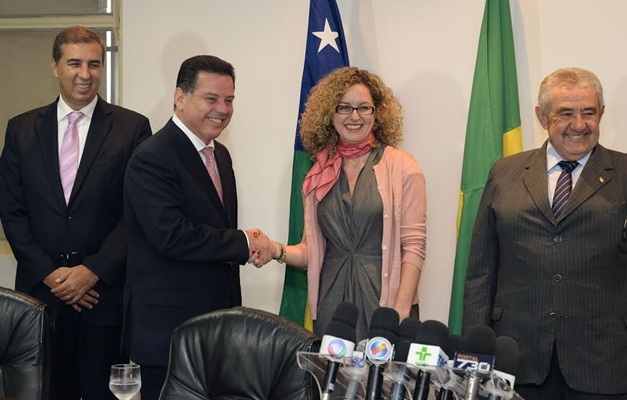 Economista Ana Carla Abrão Costa assume Secretaria da Fazenda em Goiás