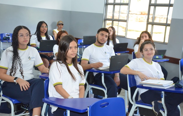 Educação em Goiás realiza Dia D para incentivar inscrição de alunos no Enem