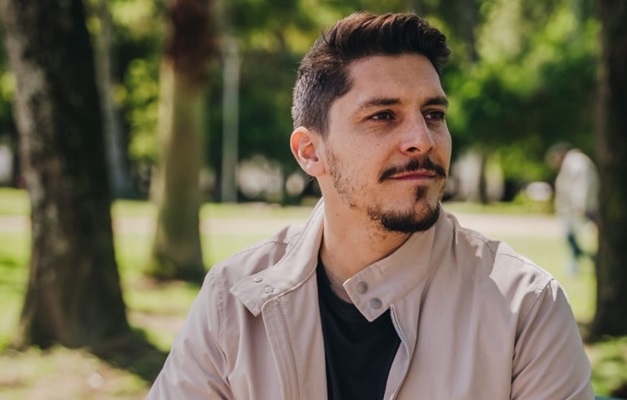 Educador apresenta método inovador de redação no aulão “Só Vem Enem”