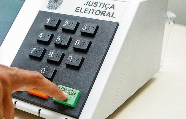 Eleitores que não votaram devem justificar ausência até 7 de janeiro