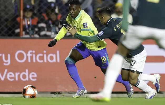 Eliminatórias: Brasil sucumbe à altitude e é derrotado pela Bolívia