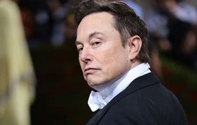 Elon Musk perde quase US$ 25 bilhões, mas continua sendo o homem mais rico do mundo