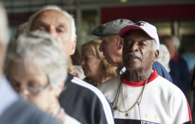 Em 2060, Brasil já terá mais idosos que crianças, prevê IBGE