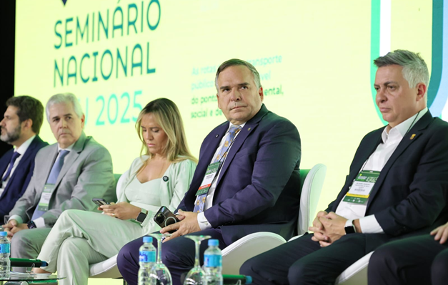 Em Brasília, Mabel defende política nacional para transporte público
