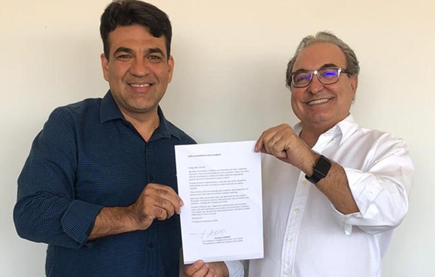 Em carta a Darrot, Cabriny confirma pré-candidatura a prefeito de Trindade 