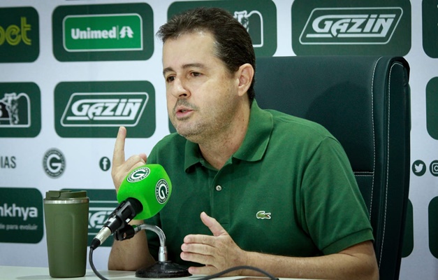 Em carta de despedida, presidente do Goiás fala em "superávit histórico"