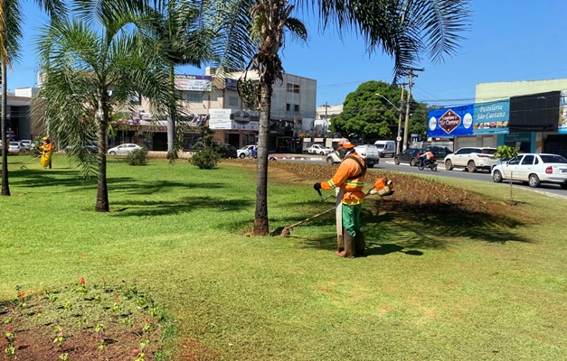 Em força-tarefa, 67 praças passam por jardinagem e limpeza em Goiânia