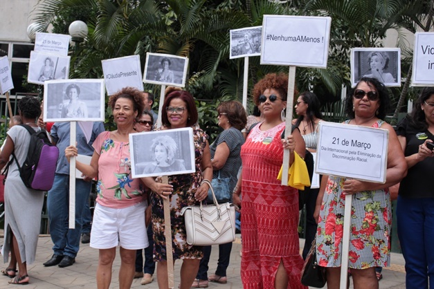 Em Goiânia, integrantes do Movimento Negro protestam contra a violência