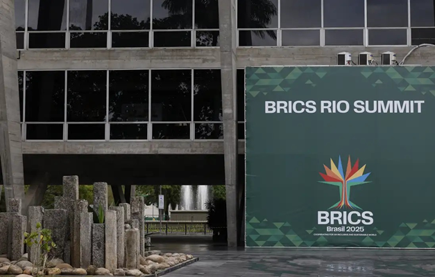 Em recado aos EUA, Brics critica imposição de tarifas unilaterais