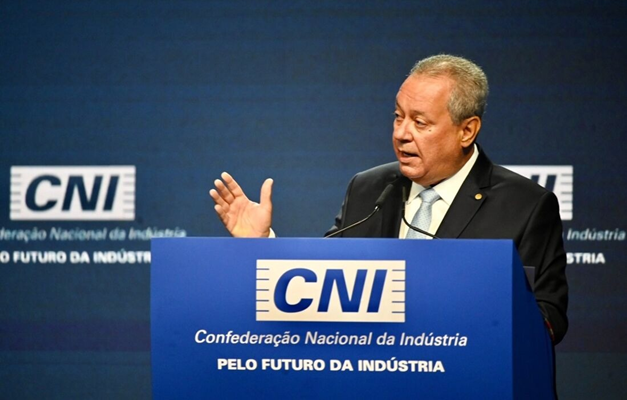 Em reunião de emergência, empresários defendem adiamento de 90 dias do tarifaço dos EUA