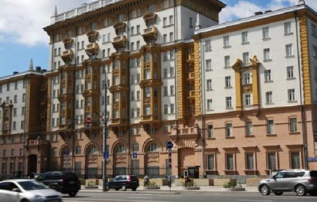 Embaixada dos EUA alerta para que americanos deixem a Rússia