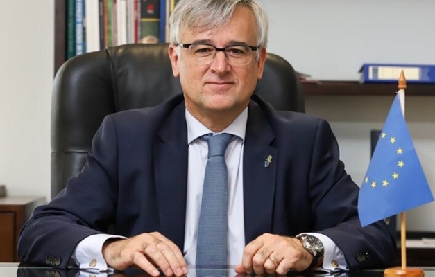 Embaixador da União Europeia visita a Universidade Federal de Goiás