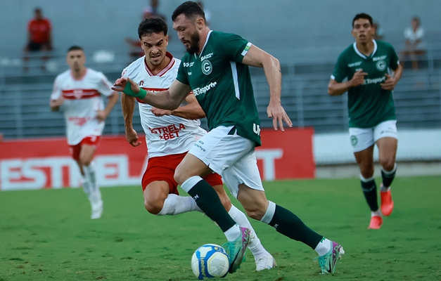 Empate do Sport com a Chapecoense aproxima Goiás do G-4 da Série B