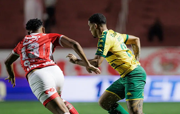 Empate marca confronto entre Vila Nova e Cuiabá no OBA em Goiânia 