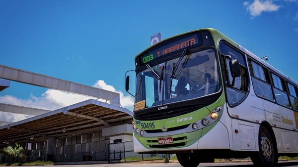 Empresa de transporte oferece mais de 40 vagas de emprego em Goiânia