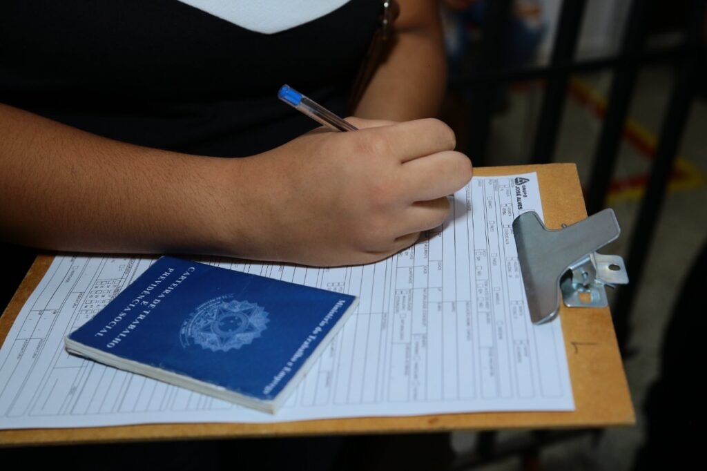 Empresas de Aparecida de Goiânia ofertam 962 vagas de emprego 