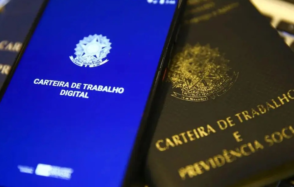 Empresas de Aparecida ofertam quase 800 vagas de emprego