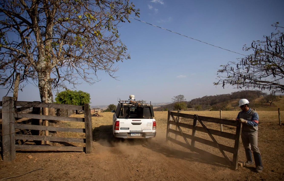Equatorial Goiás adota cadeados numéricos para agilizar manutenção rural