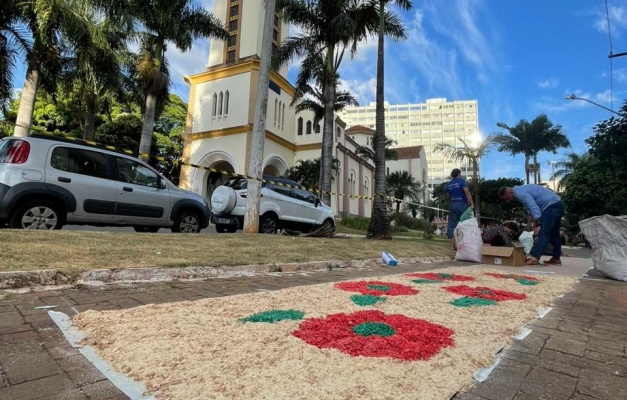 Equipe de limpeza vai atuar em celebrações de Corpus Christi em Goiânia