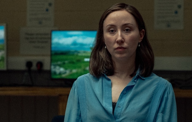 Erin Doherty vence Emmy de Melhor Atriz Coadjuvante em Minissérie 
