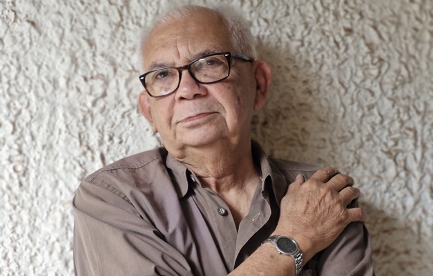 Escritor Luís Araujo Pereira lança novo livro de poemas em Goiânia