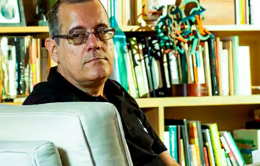 Escritor Paulo Henriques Britto é o mais novo acadêmico da ABL