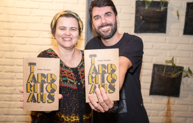 Escritores goianos fazem lançamento coletivo em São Paulo