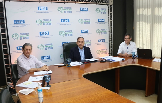 Especialistas se juntam à Fieg para trabalhar Educação e Tecnologia em Goiás